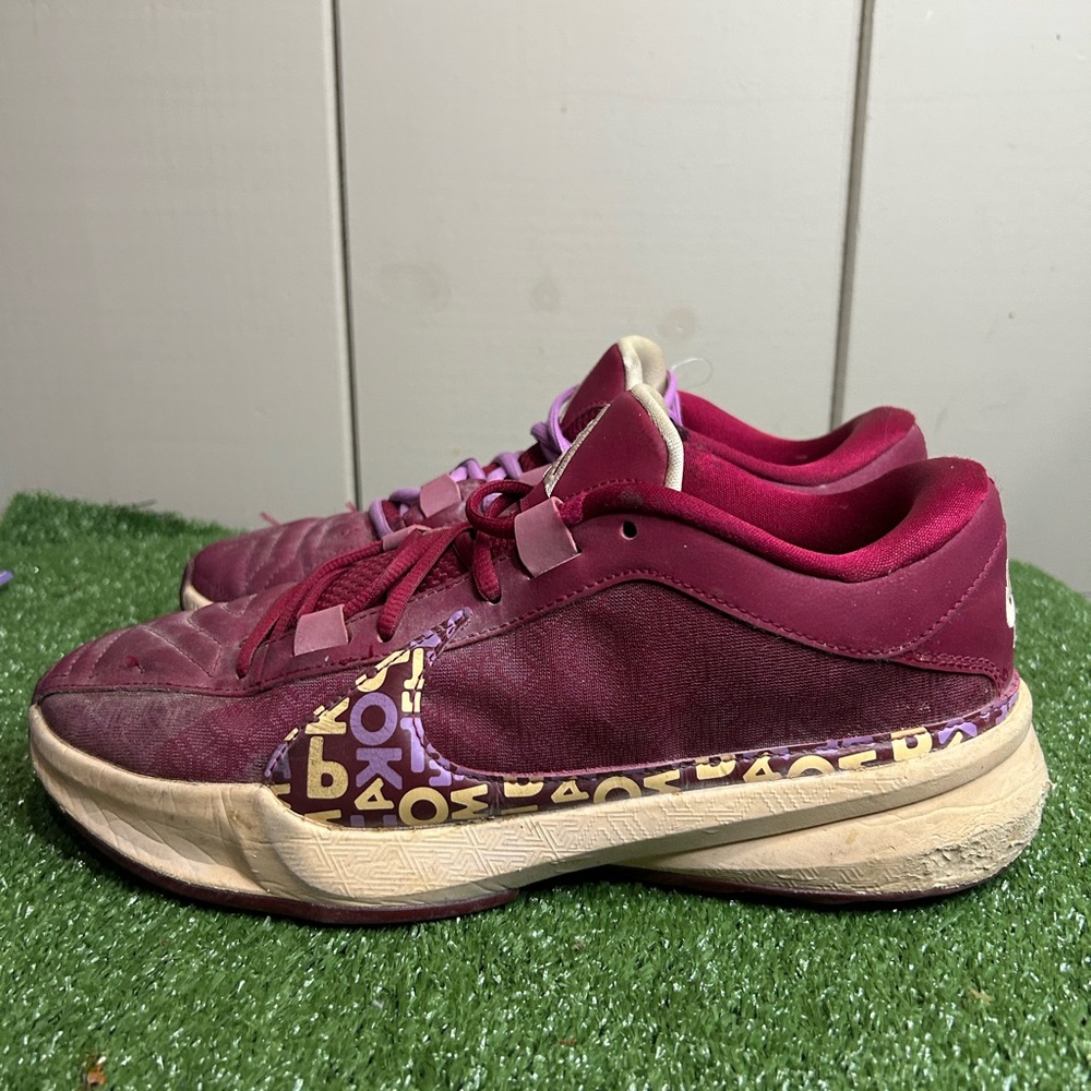 Size 9M- Nike Zoom Freak 5 "Alphabet Bros" basketball shoes